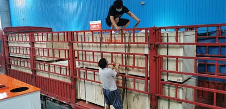 5臺(tái)脈沖除塵器，2條皮帶輸送機(jī)，22kw空壓機(jī)已發(fā)往巴拉圭 